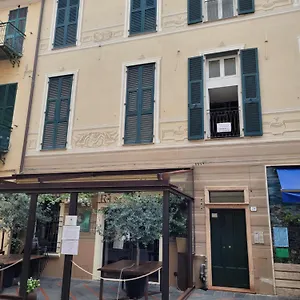 https://appartamento-centro-storico-con-ascensore.hotelitalianriviera.com