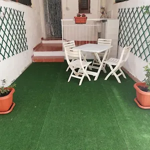 https://la-casetta-a-partanna-mondello.sicilyhotelsitaly.net